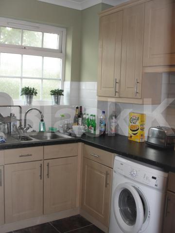 			LET, 1 Bedroom, 1 bath, 1 reception Apartment			 Ashby Mews, Clapham